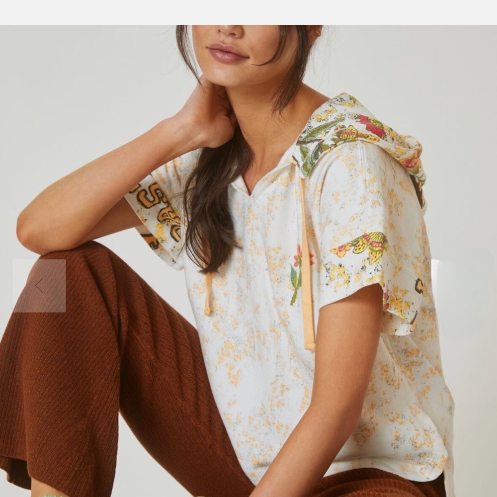 Anthropologie Daily‎ Practice Floral Emrbroidered Short Sleeve Hoodie SZ M